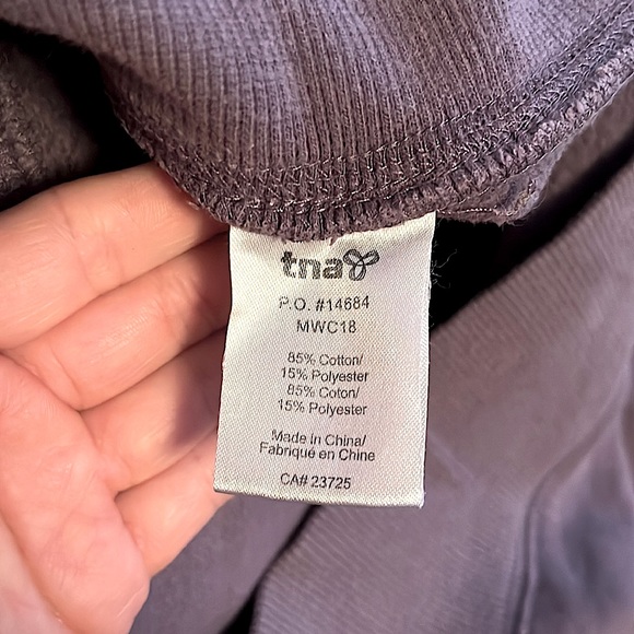ARITZIA TNA Zip Hoodie // Size XXS - Picture 4 of 5